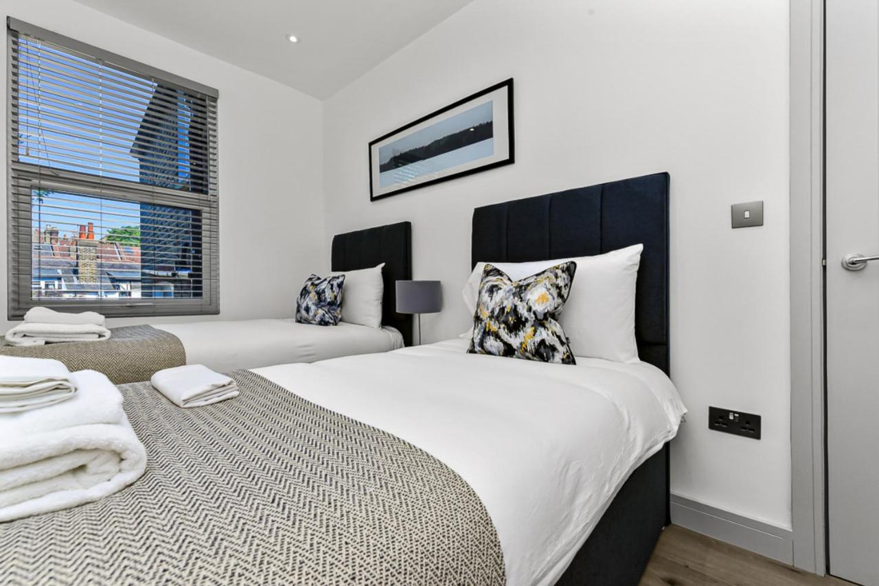 Amazing 2 Bedroom Apartment In Greater Londra Exterior foto