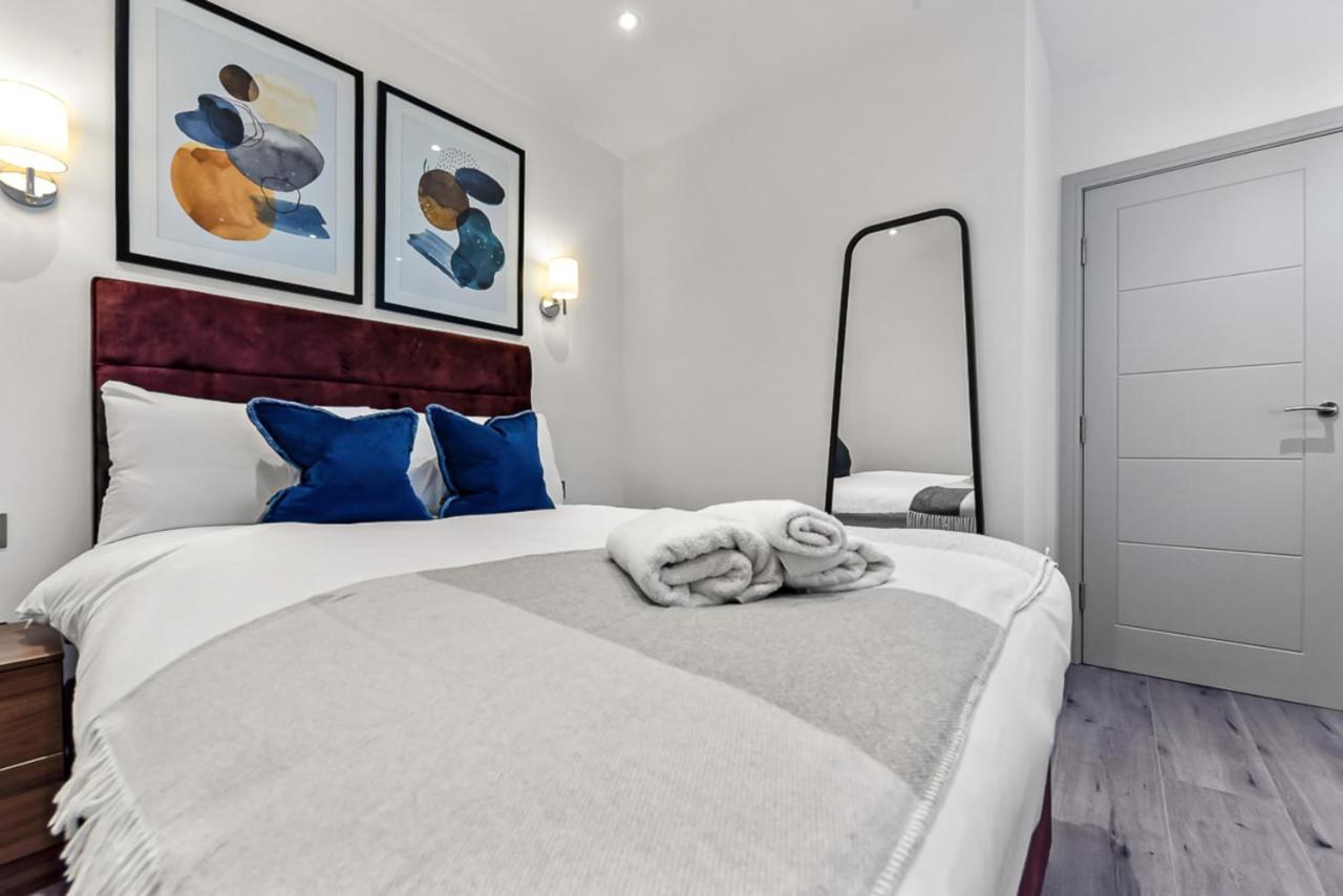Amazing 2 Bedroom Apartment In Greater Londra Exterior foto