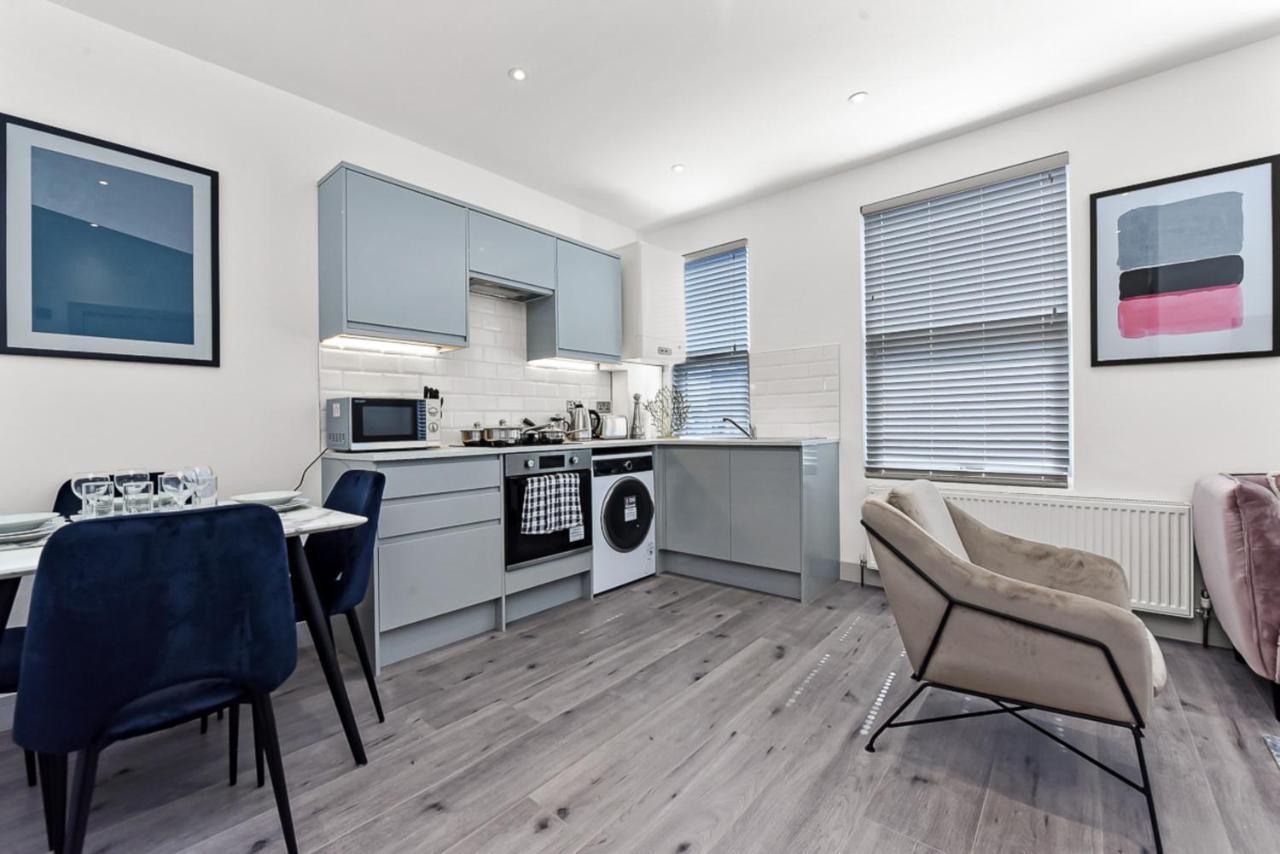 Amazing 2 Bedroom Apartment In Greater Londra Exterior foto