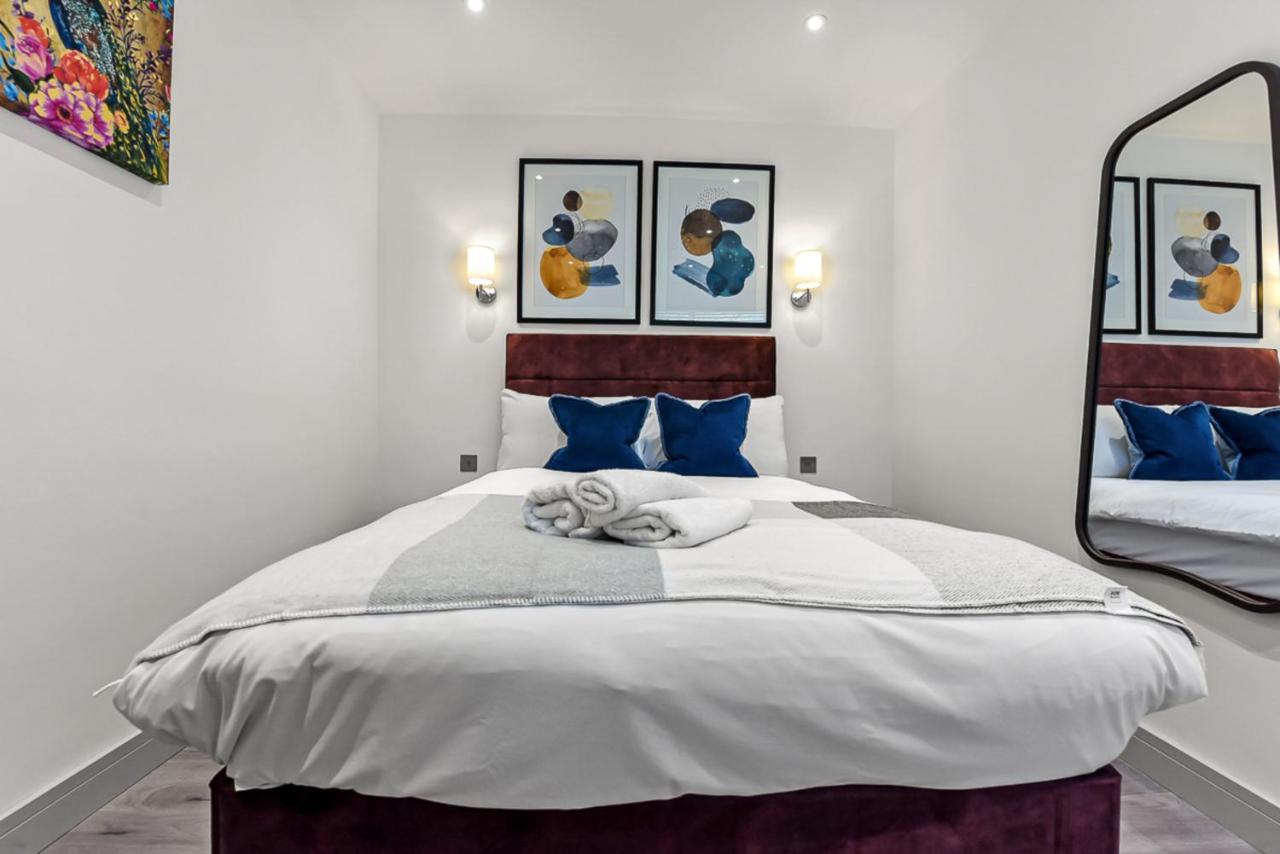 Amazing 2 Bedroom Apartment In Greater Londra Exterior foto